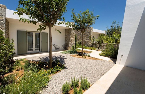 Drios Villa | R1358 8 Bed | Massi Estate | Golden Beach