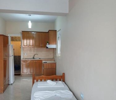 Dhermi Hotel | RAHI Rooms