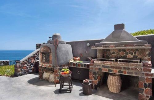 Kamari Villa | Ramni House: Private Villa with pool by the Sea