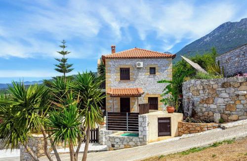 Lefktron Villa | Rathimata Villas