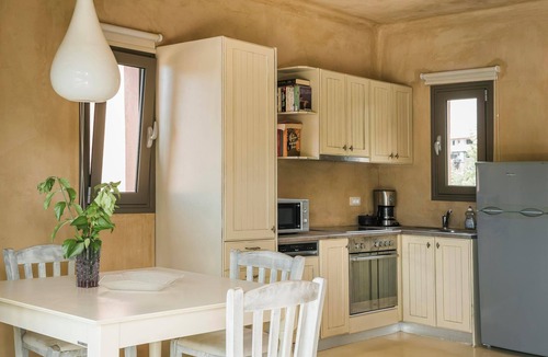 Svoronata Villa | Raxi - Two Bedroom Villa, Sleeps 4