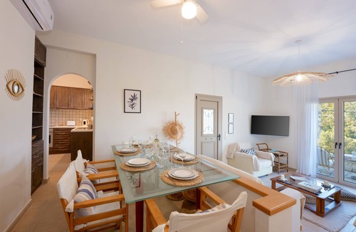 Mpogdanatika Villa | Relaxed Island Living | Spacious Paxos Villa in Gaios