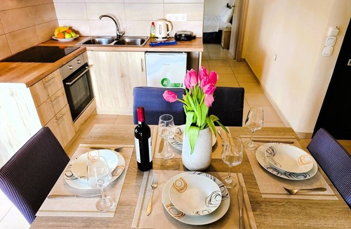 Kalami Apartment | Relaxing Two-Bedroom Sea View Apartment in Kalami | Pool & Balcony