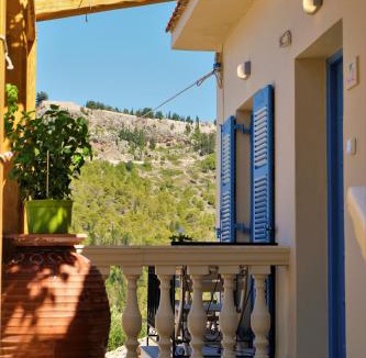 Frourion Apartment | REMVI Apartments Assos