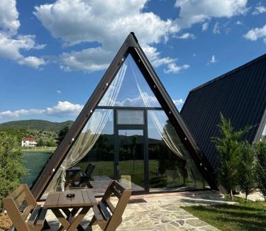 Shkoder County House | Rent Cabin Miri