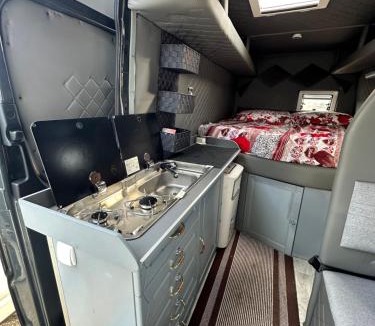 Preze Other | Rent van Luxury Sprinter