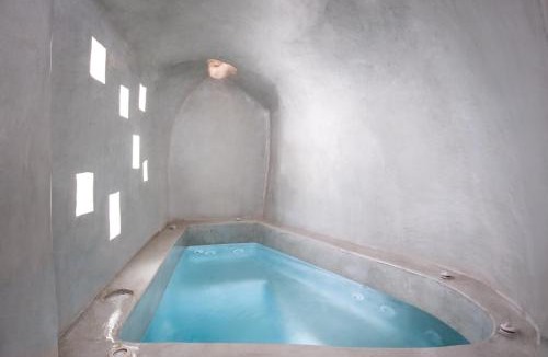 Oia Villa | Rhenia's Villas
