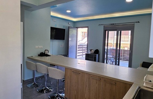 Petaloudes House | Rhodes City University Suite