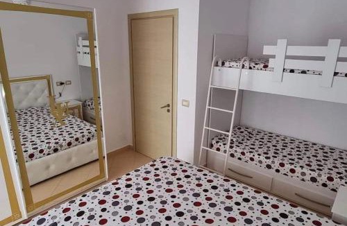 Shkembi i Kavajes Apartment | Riem Apartaments