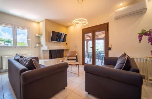 Ayios Thomas Apartment | Riza apartment vith pool and Mountain View 2