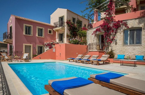 Assos House | Roi Boutique Suites