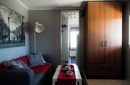 Aigaleo Apartment | Romeo & Juliet - Modern & Stylish Studio: Acropolis & Park Views