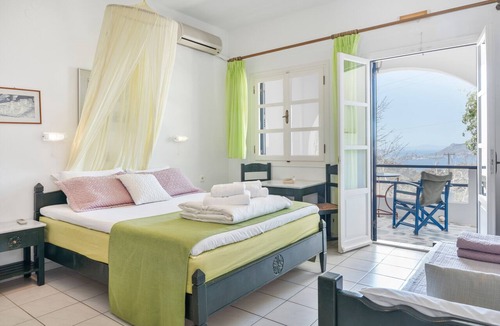 Tholaria Apartment | Room 19 at Pagali Hotel in Amorgos