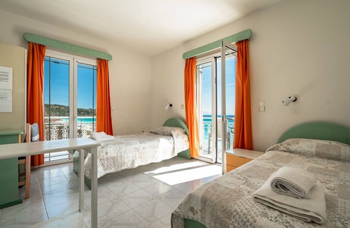 Lourdata House | Room "Angela sea view 4" with sea view, Wi-Fi, and air conditioning
