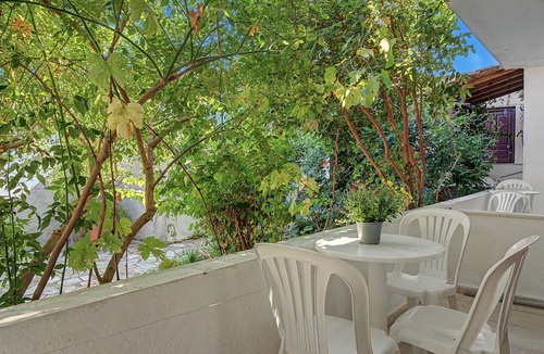 Chalkidiki Region Apartment | Room 'Orama 24' with Sea View, Wi-Fi and Air Conditioning