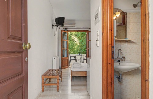 Psaropouli Apartment | Room 'Orama 30' with Sea View, Wi-Fi and Air Conditioning