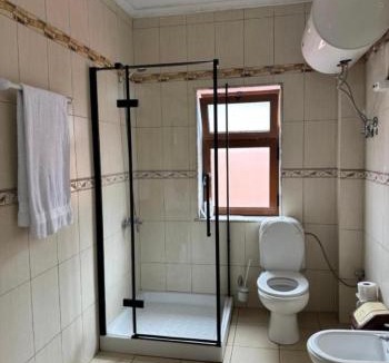 Udenisht House | Room's for you