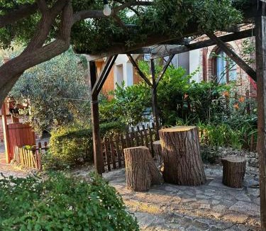 Kruje Bed & Breakfast | Rooms Merlika -Inside the Castle-