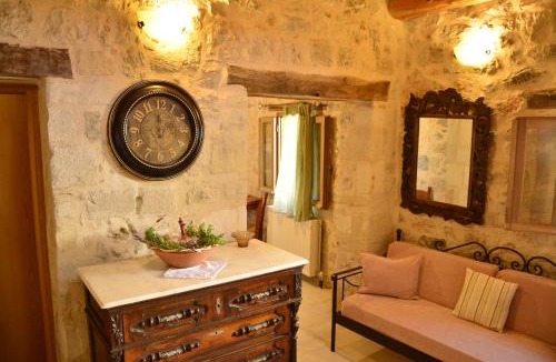 Armenoi House | Roukouneli Traditional Stone House - Terrace & BBQ