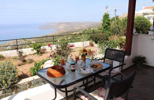 Roussa Ekklisia Apartment | Roussa's View Apartments