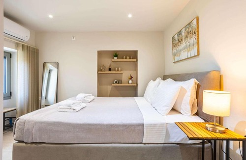 Filiatra Apartment | Rozana Hideaway - Slow Living in Filiatra