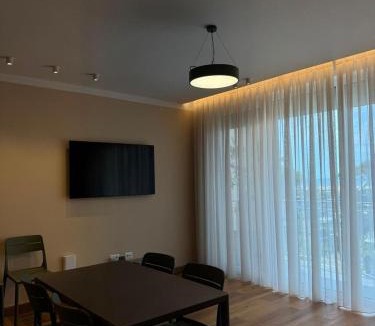 Sakës Apartment | Rrode Apartment Tale Beach