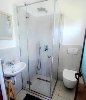Sakës House | Rustic Tale Guesthouse