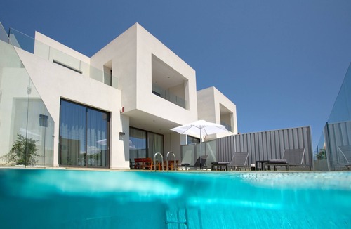 Kato Galatas Villa | S&K Villas