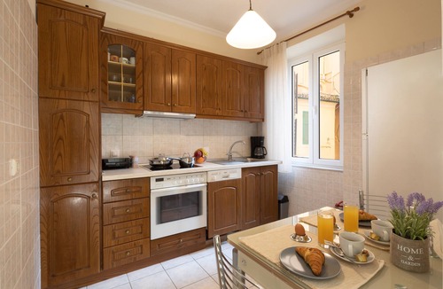 Old Town Apartment | San Nicolo dei Vecchi Casa by CorfuEscapes