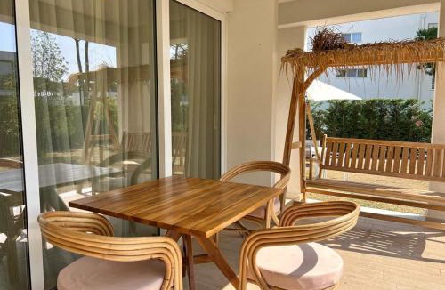 Ishem House | San Pietro Resort -Luxury garden apartment Gjiri I Lalezit