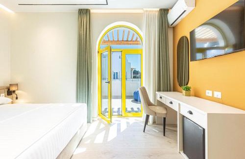 Dhermi Apartment | Santorini Luxury Room 4 - Private Terrace, Parking and more