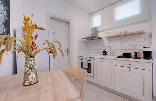 Vourvoulos Hotel | SantoView Villas