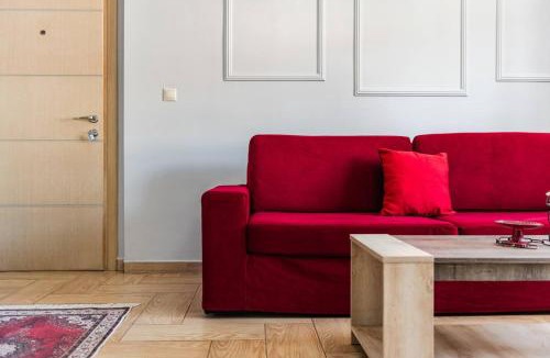 Qender Apartment | Saranda Bay Retreat - 1BR Apartment by PikHost