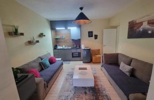 Qender Apartment | Saranda Beach Apartment