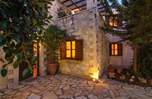 Agios Mamas Villa | Sarris Villa