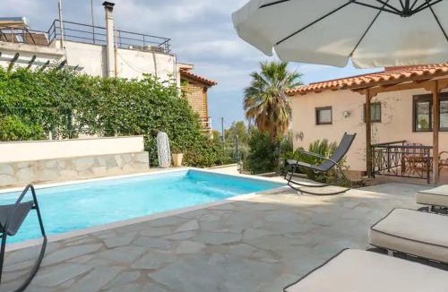 Kropia Villa | Sea Breeze Maisonette
