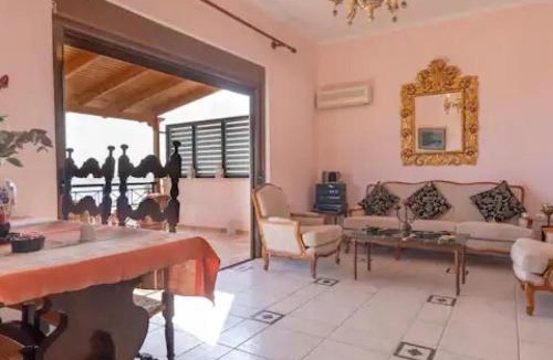 Kropia Villa | Sea Breeze Maisonette