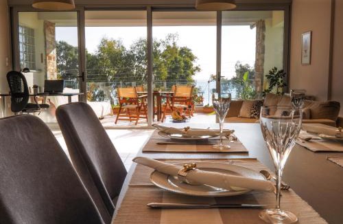 Nees Pagases Apartment | Sea end Sun