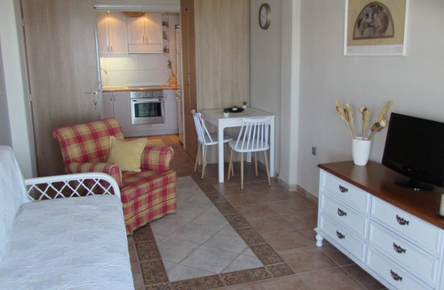 Nea Peramos Apartment | Sea Front Apartment Kavala (Nea Peramos)