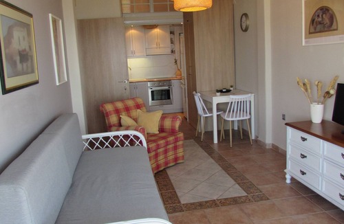 Nea Peramos Apartment | Sea Front Apartment Kavala (Nea Peramos)