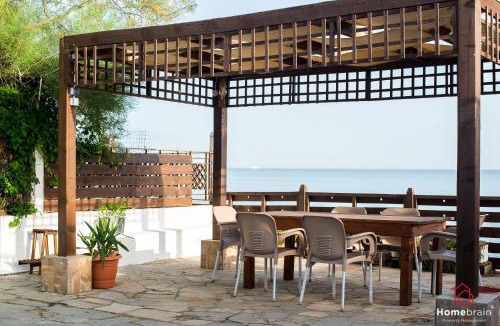 Nea Khili House | Sea Side House