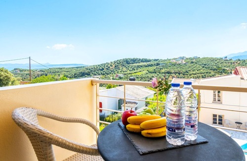 Stalos Apartment | Sea view apartment in Orestis Hotel