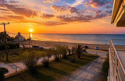 Agia Triada Apartment | Sea View Luxury Apartment Beachfront 3BR