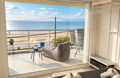 Agia Triada Apartment | Sea View Luxury Apartment Beachfront 3BR