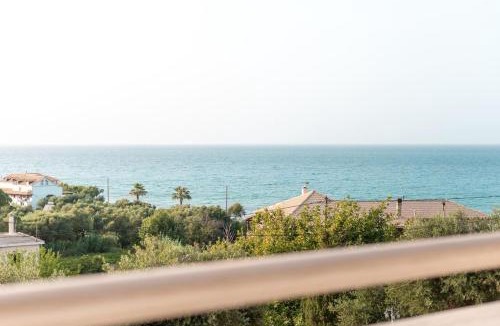 Alikanas Apartment | Sea View Studio at Xenios Avlais
