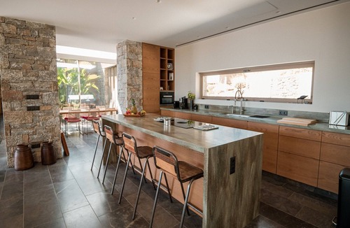 Vizari Villa | SeaCrete villa, heated pool, hamam and private beach!