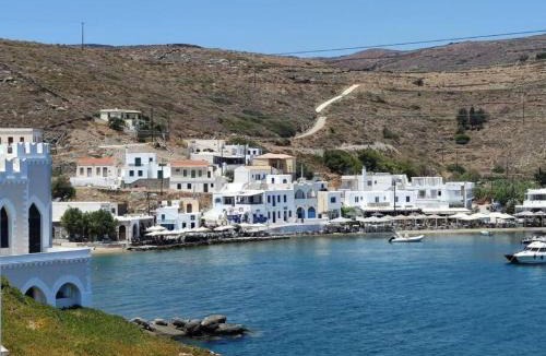 Loutra Apartment | Seafront Alos Gem - Loutra Seaview Escape