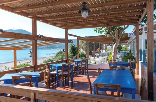 Kefalos Hotel | Seafront apartment in the bay of Kefalos, Kos