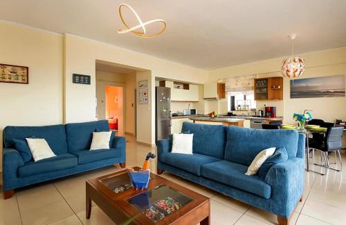 Kalamaria Apartment | Seafront Family Apartment & free parking, the Cruiseflat