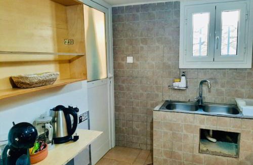 Kardamyli House | Seafront Villa, Fay